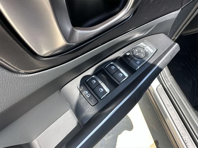 new 2025 Kia Sorento car, priced at $34,966