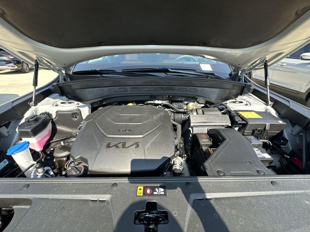 new 2025 Kia Telluride car, priced at $49,662