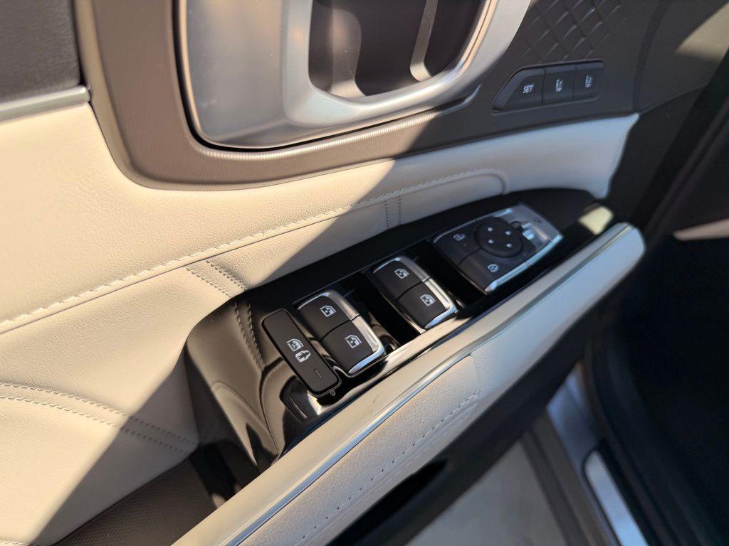 new 2026 Kia Sorento Plug-In Hybrid car, priced at $51,424