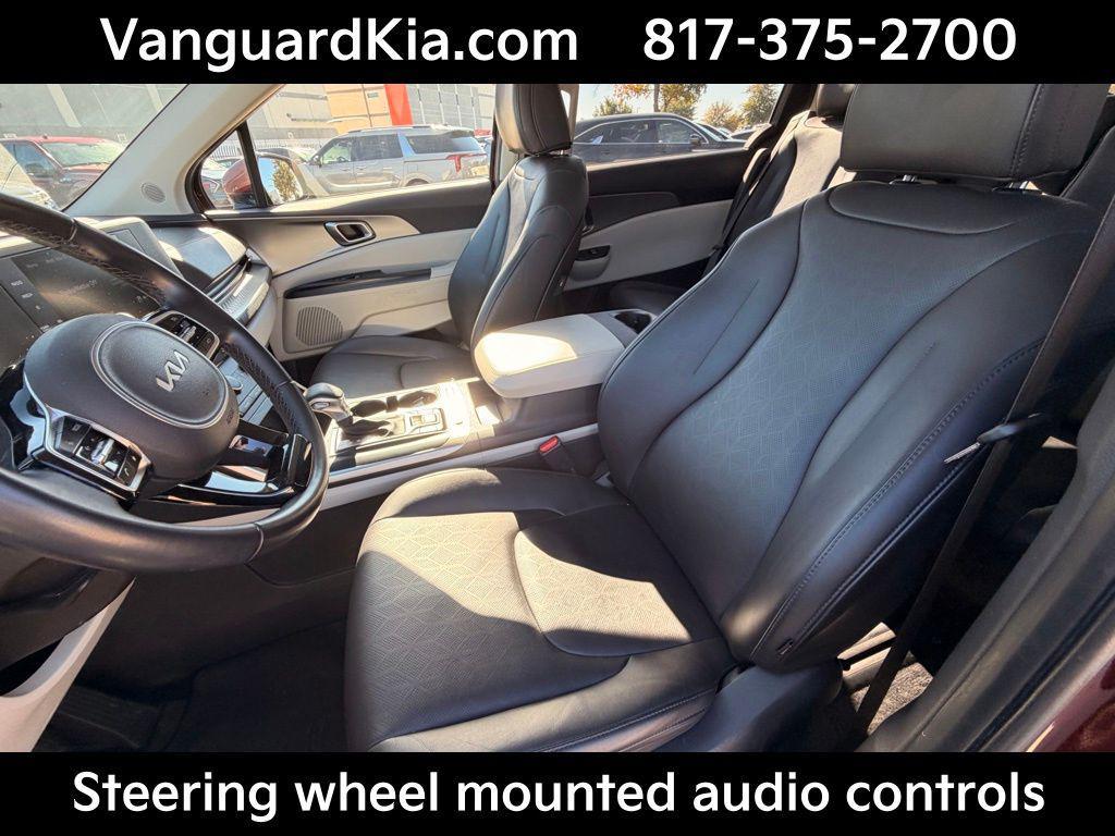 used 2022 Kia Carnival car, priced at $25,234