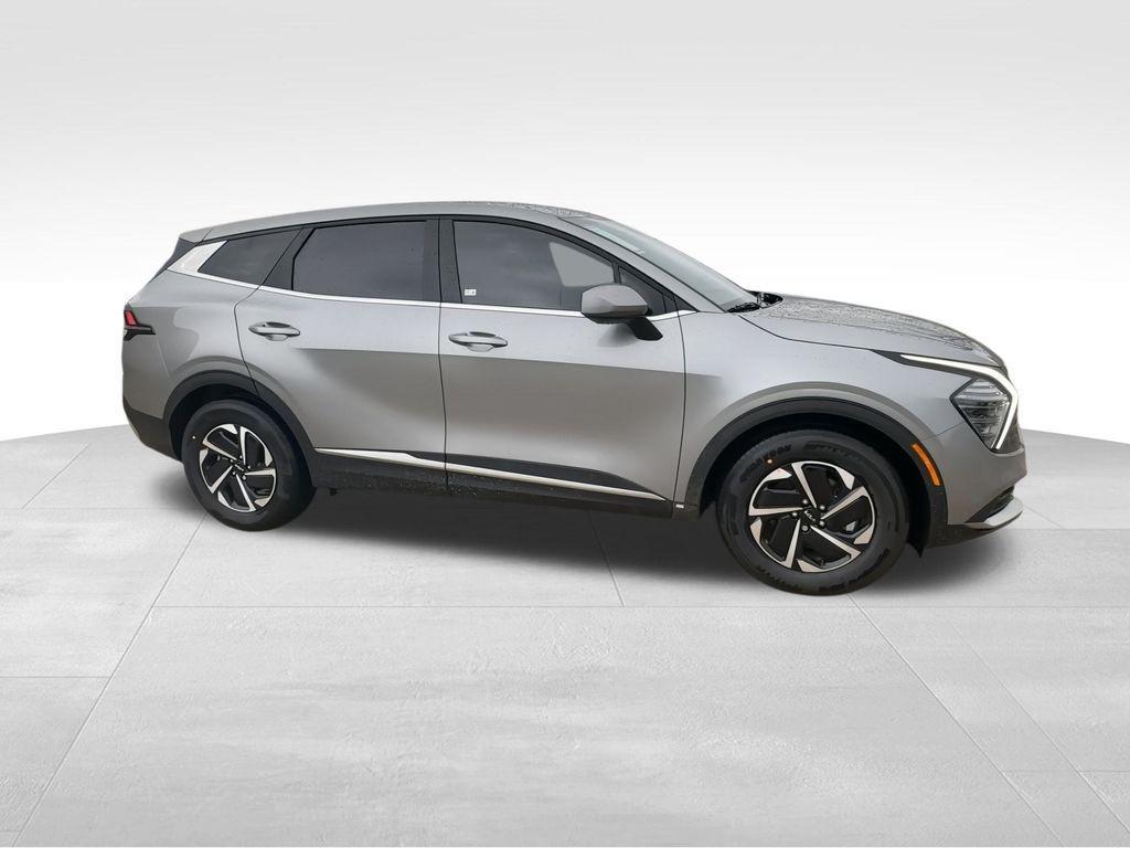 new 2025 Kia Sportage Hybrid car, priced at $27,035