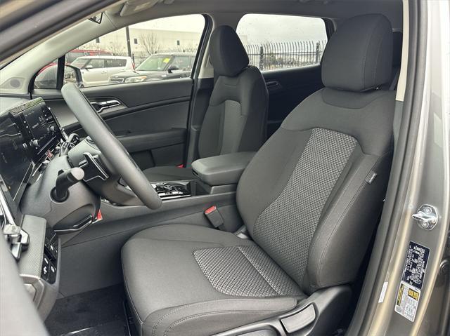 new 2025 Kia Sportage Hybrid car, priced at $28,891