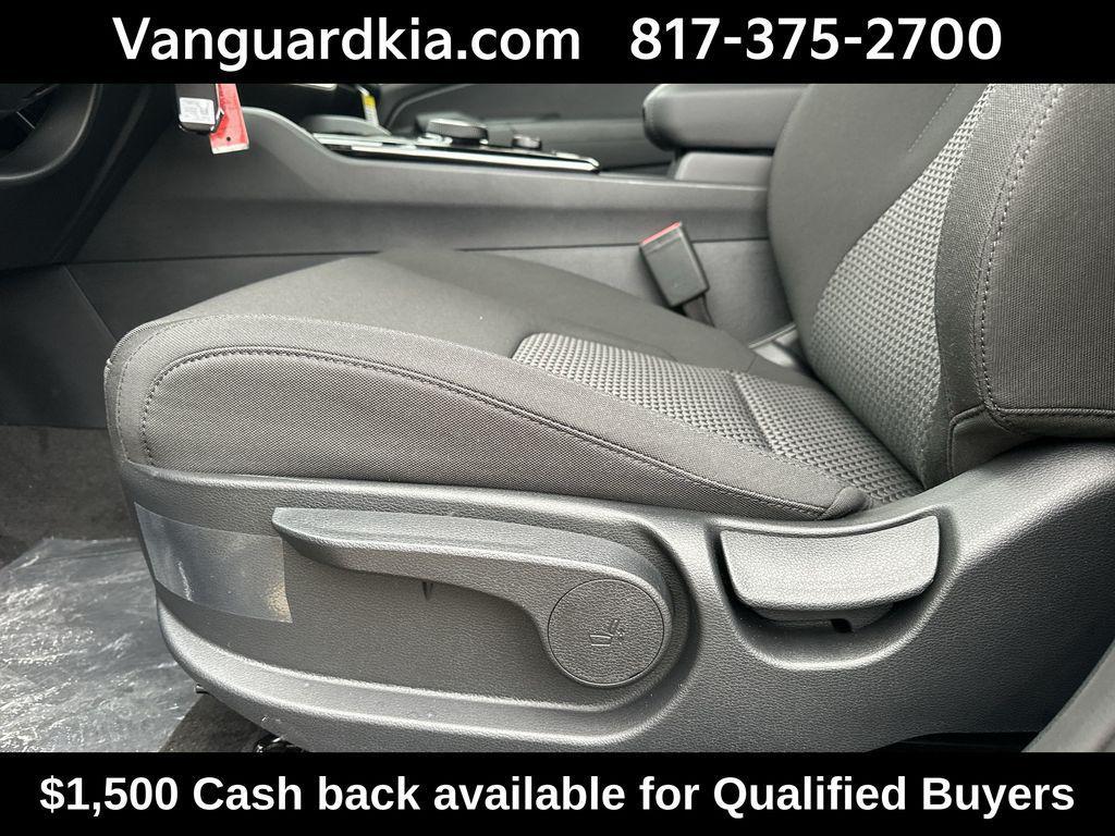 new 2025 Kia Sportage Hybrid car, priced at $27,285