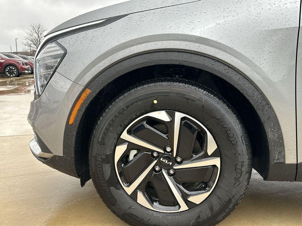 new 2025 Kia Sportage Hybrid car, priced at $27,035