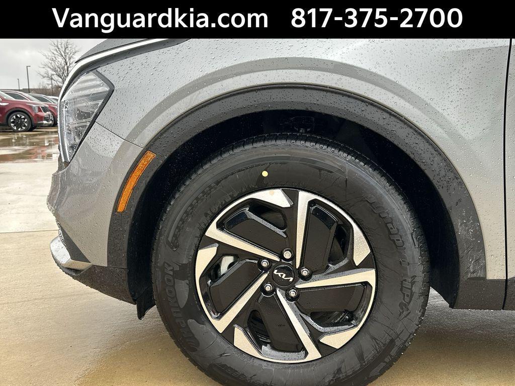 new 2025 Kia Sportage Hybrid car, priced at $27,285