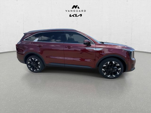 used 2025 Kia Sorento car, priced at $37,303