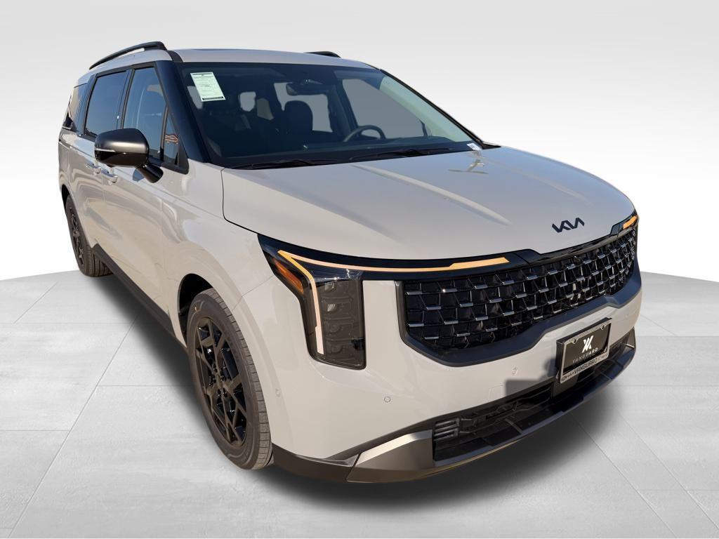 new 2026 Kia Carnival Hybrid car, priced at $53,757