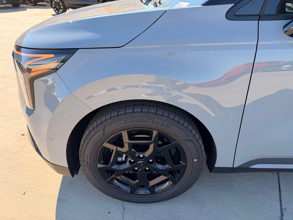 new 2026 Kia Carnival Hybrid car, priced at $53,757