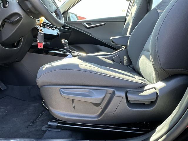 new 2025 Kia Niro car, priced at $27,229