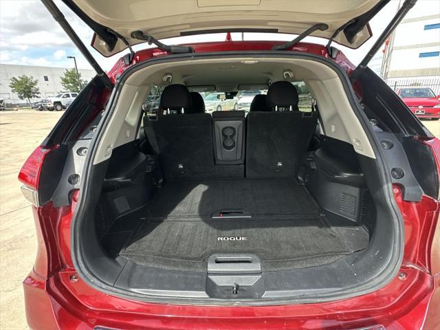 used 2019 Nissan Rogue car, priced at $14,304