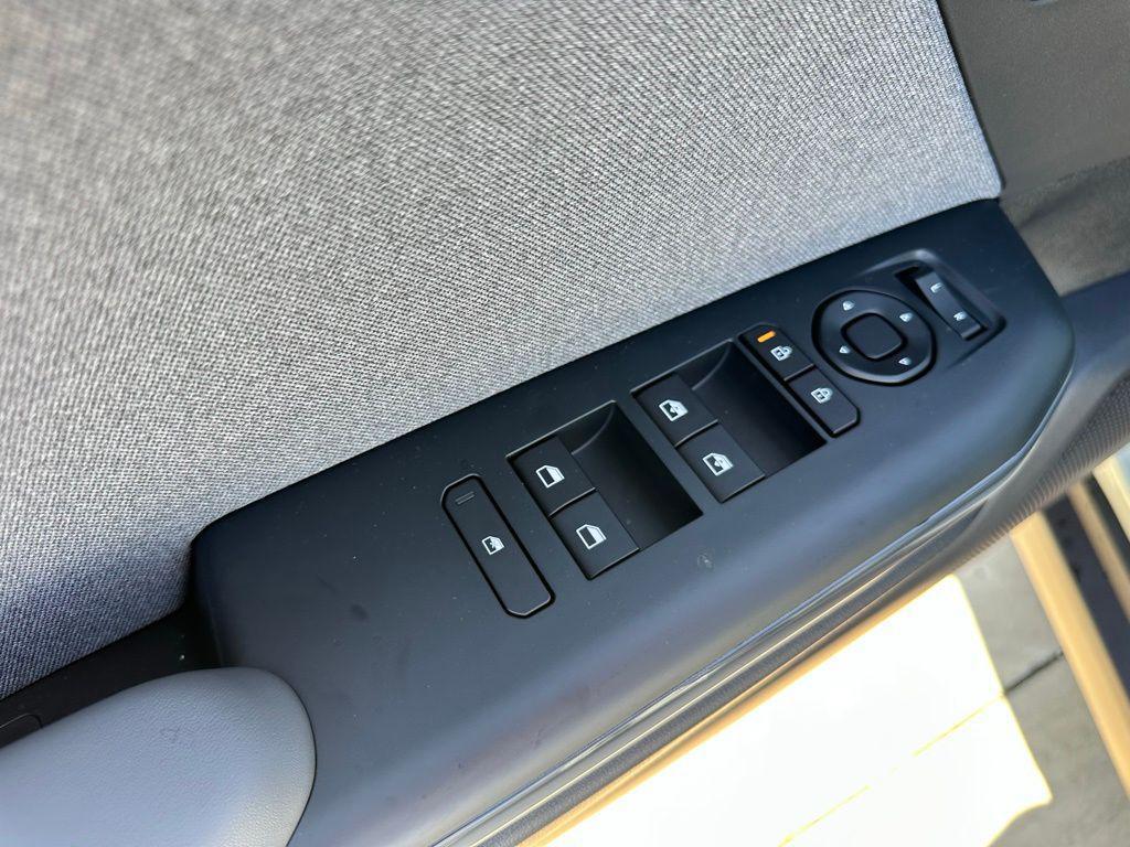 new 2025 Kia K4 car, priced at $23,558