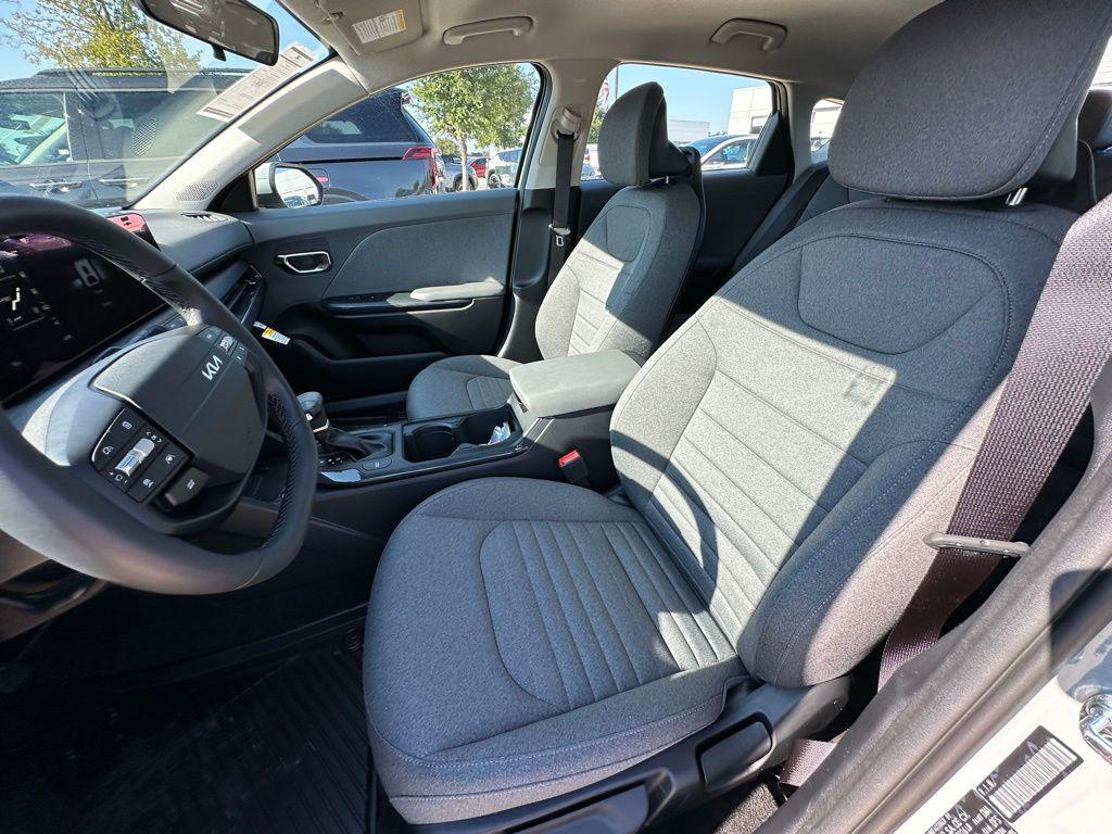 new 2025 Kia K4 car, priced at $23,558