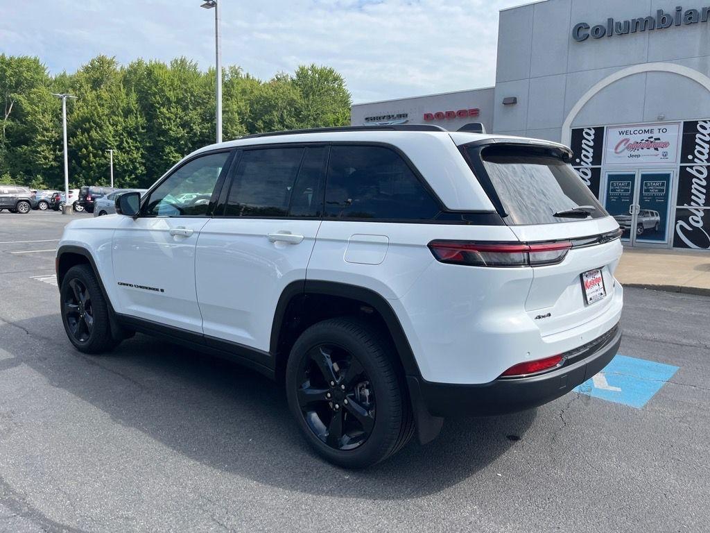 new 2025 Jeep Grand Cherokee car, priced at $48,950