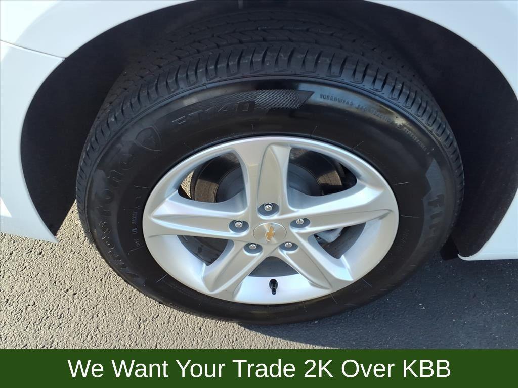 used 2024 Chevrolet Malibu car, priced at $20,959