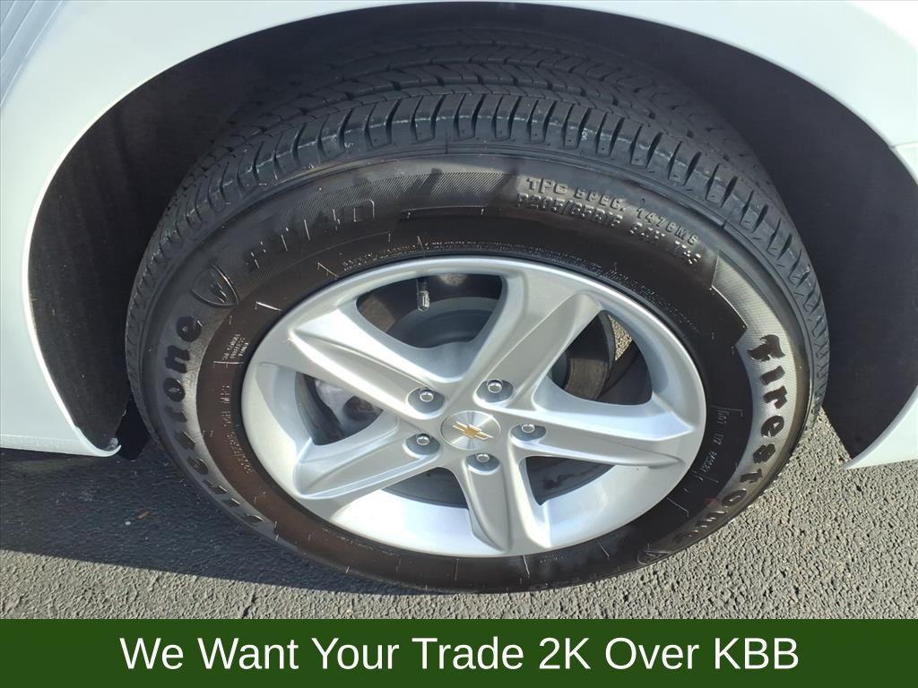 used 2024 Chevrolet Malibu car, priced at $20,959