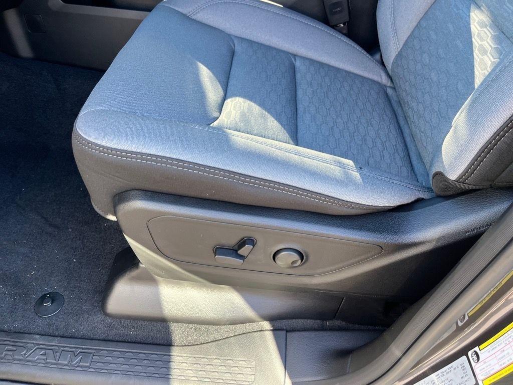 new 2025 Ram 1500 car, priced at $55,599