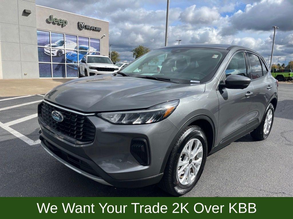used 2023 Ford Escape car, priced at $23,337