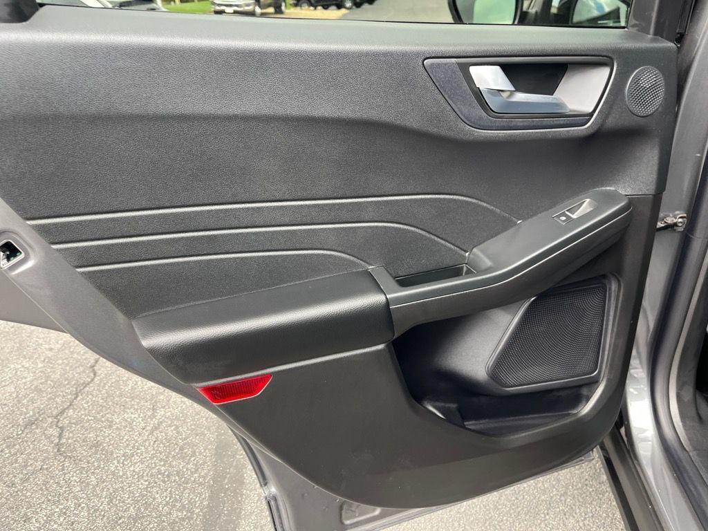 used 2023 Ford Escape car, priced at $25,900