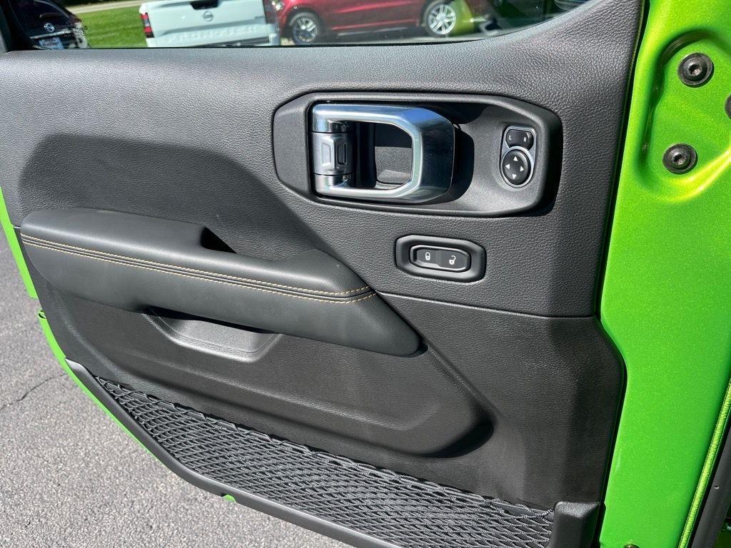 new 2025 Jeep Gladiator car, priced at $45,744
