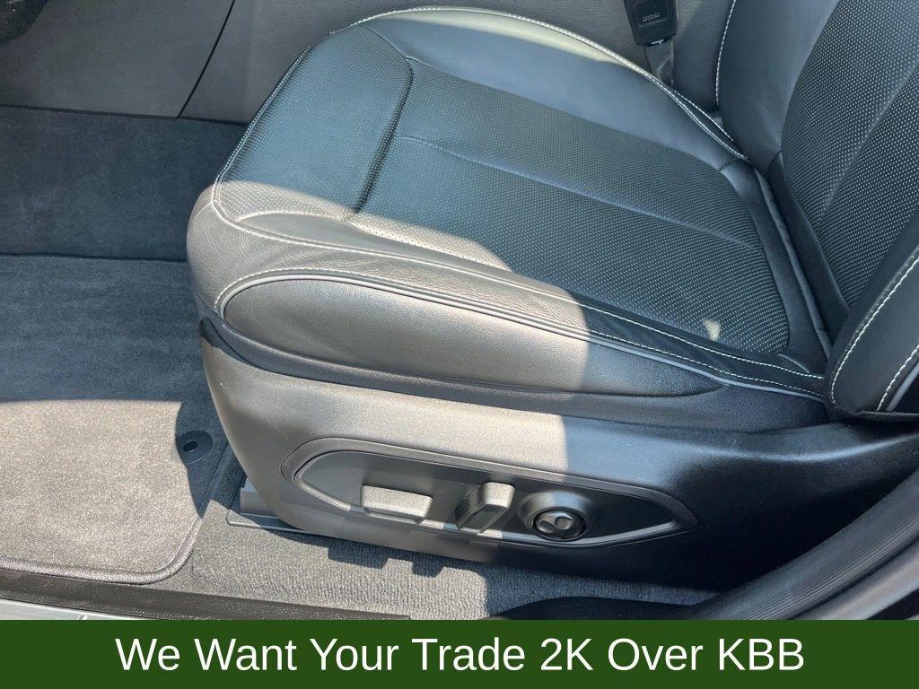 used 2023 Jeep Grand Cherokee L car, priced at $41,884