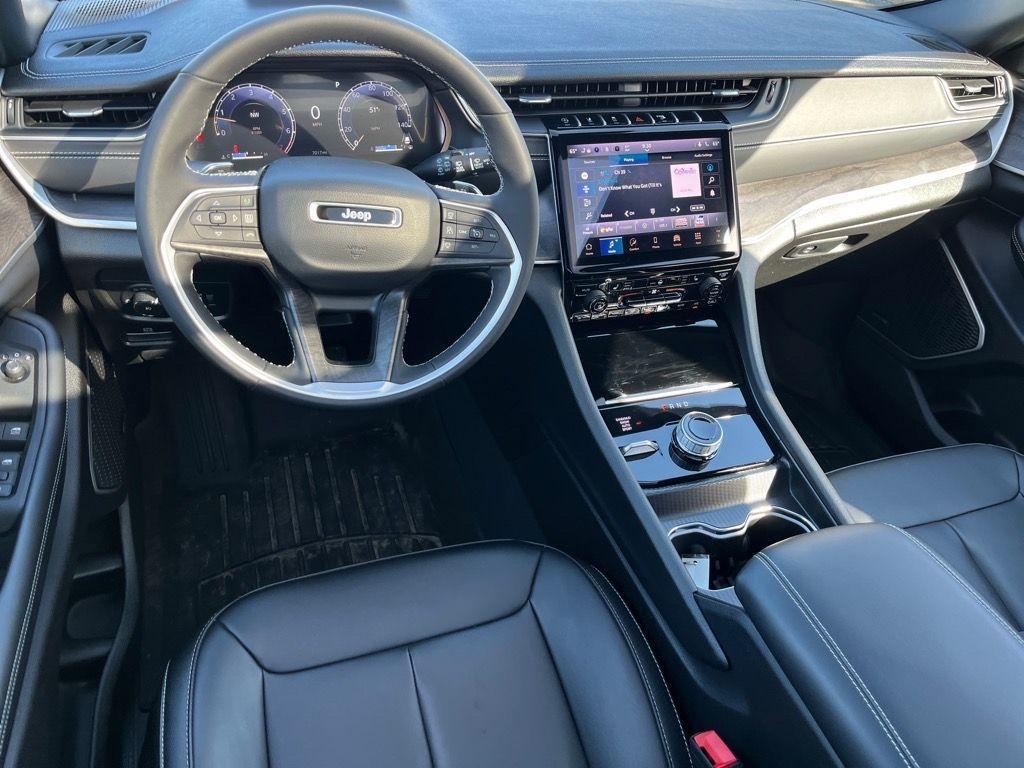 used 2024 Jeep Grand Cherokee car, priced at $37,800