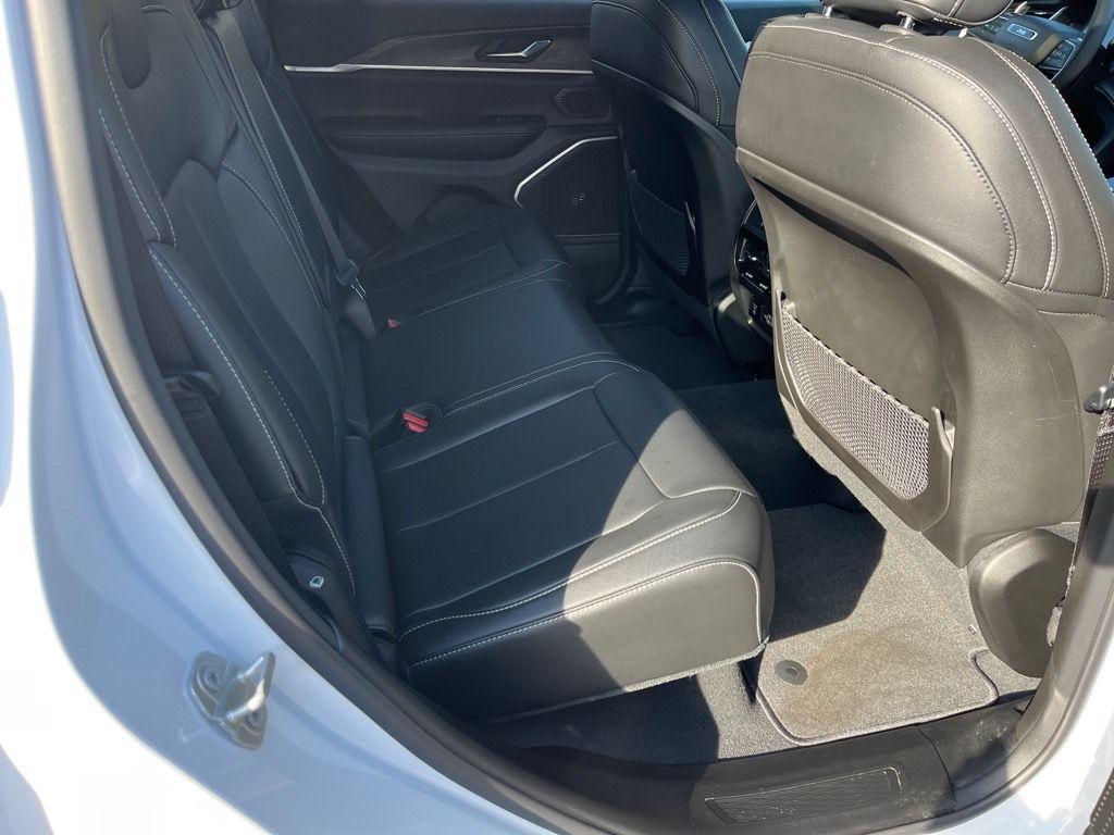 used 2024 Jeep Grand Cherokee car, priced at $37,800