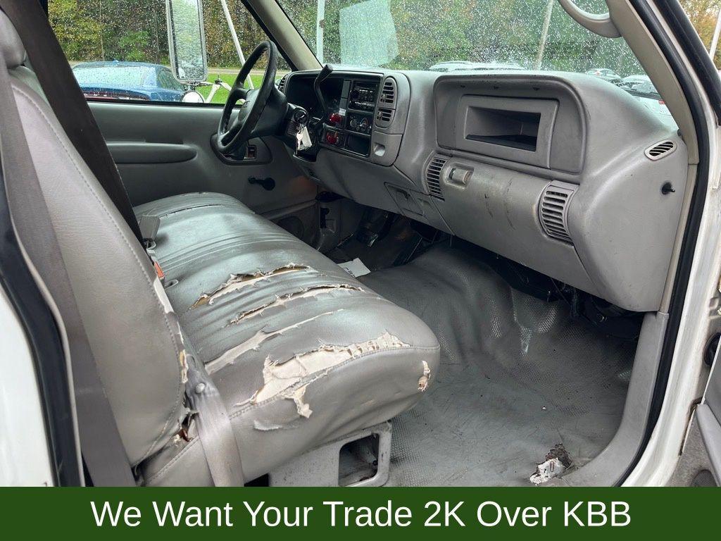 used 1999 GMC Savana 3500 car, priced at $7,900