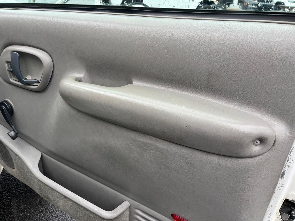 used 1999 GMC Savana 3500 car, priced at $7,900