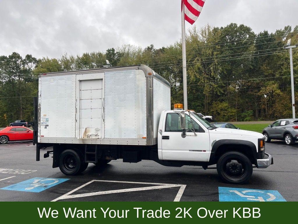 used 1999 GMC Savana 3500 car, priced at $7,900