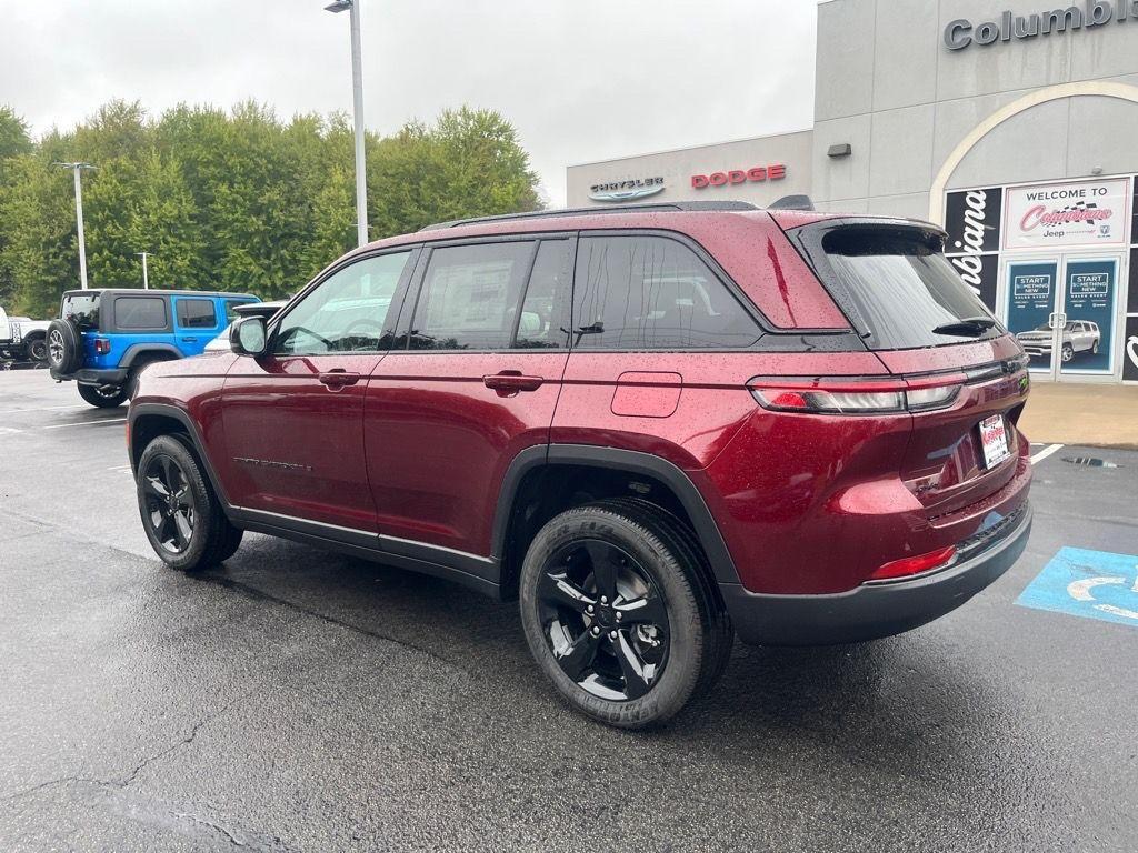 new 2025 Jeep Grand Cherokee car, priced at $43,422
