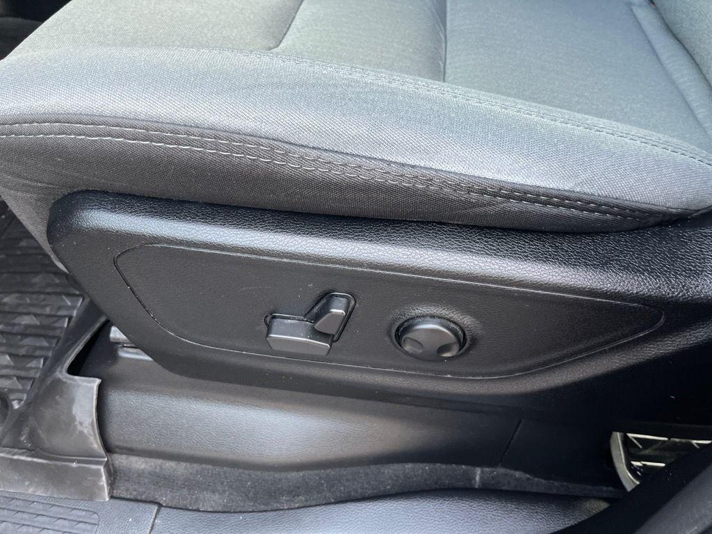 used 2022 Ram 1500 car, priced at $31,900