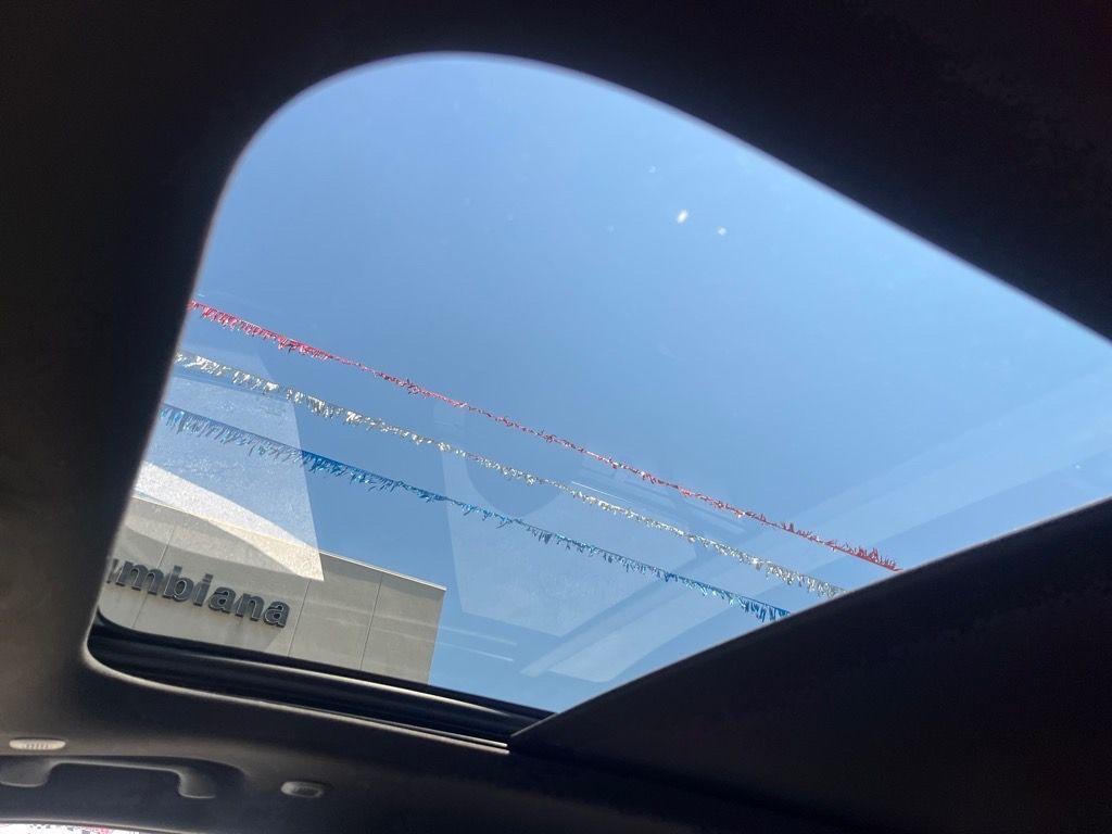 new 2025 Jeep Grand Cherokee car, priced at $47,900