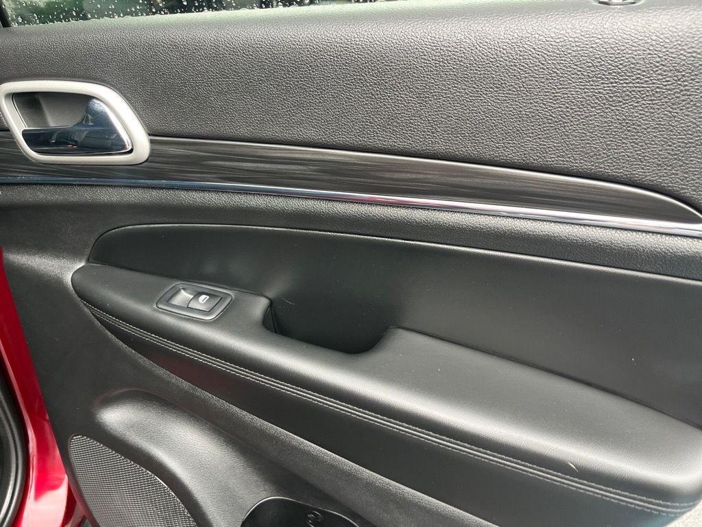 used 2022 Jeep Grand Cherokee WK car, priced at $31,900