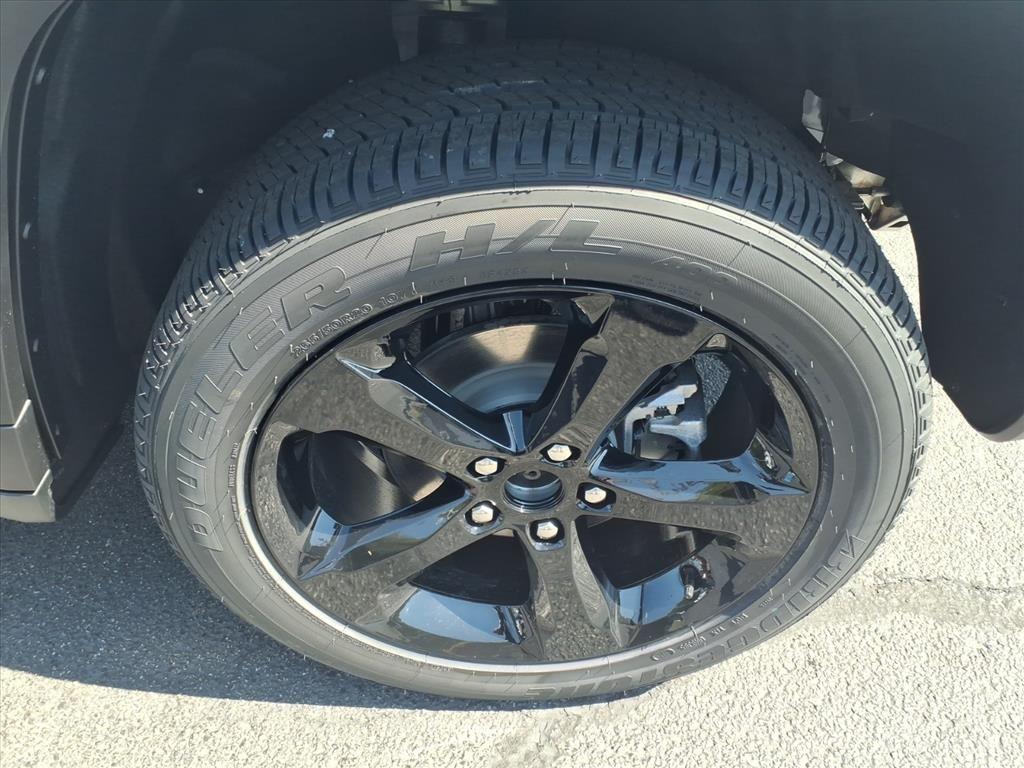 new 2025 Jeep Grand Cherokee car, priced at $42,904