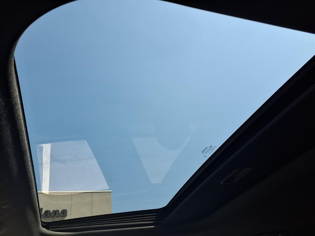 new 2025 Jeep Grand Cherokee car, priced at $42,904