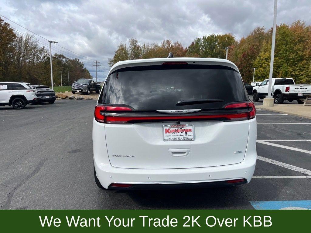 new 2026 Chrysler Pacifica car, priced at $43,150