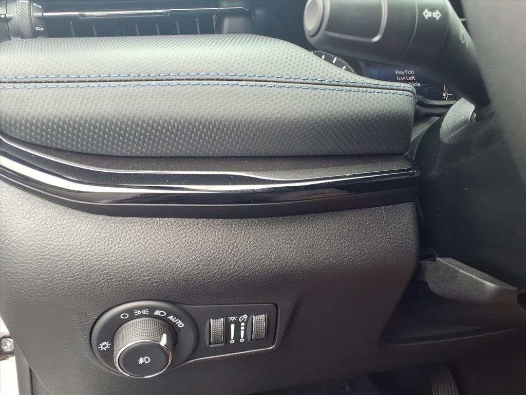 new 2026 Jeep Compass car, priced at $33,400