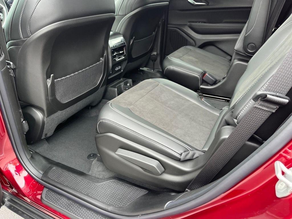 new 2025 Jeep Grand Cherokee L car, priced at $45,072