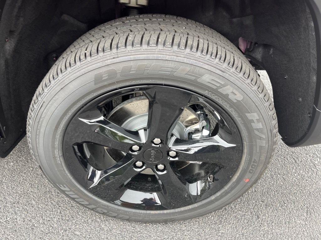 new 2025 Jeep Grand Cherokee L car, priced at $45,072