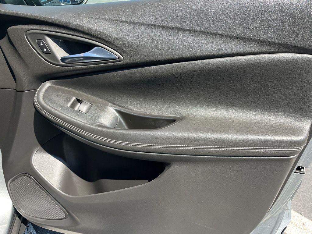 used 2023 Buick Encore GX car, priced at $22,900