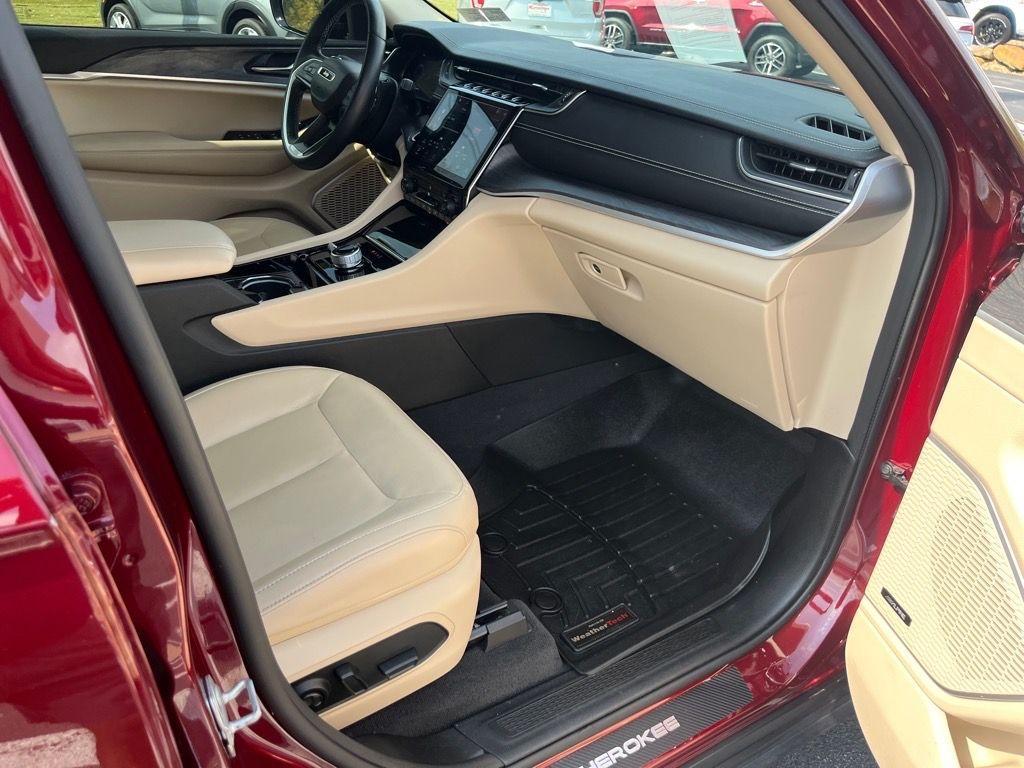 used 2021 Jeep Grand Cherokee L car, priced at $29,900