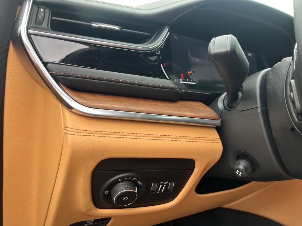 new 2025 Jeep Grand Cherokee L car, priced at $65,777