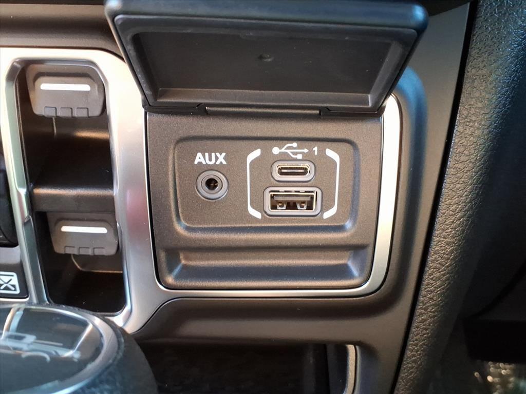 new 2025 Jeep Gladiator car, priced at $48,138