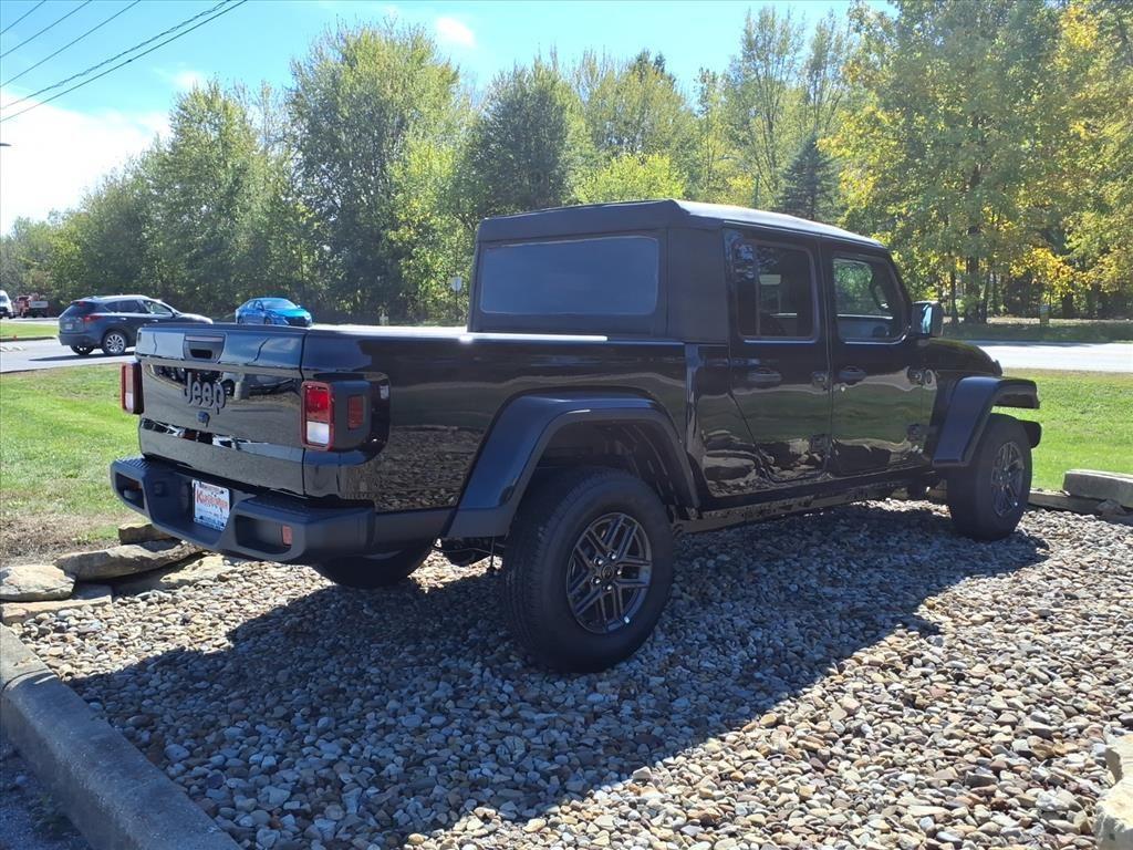 new 2025 Jeep Gladiator car, priced at $48,138