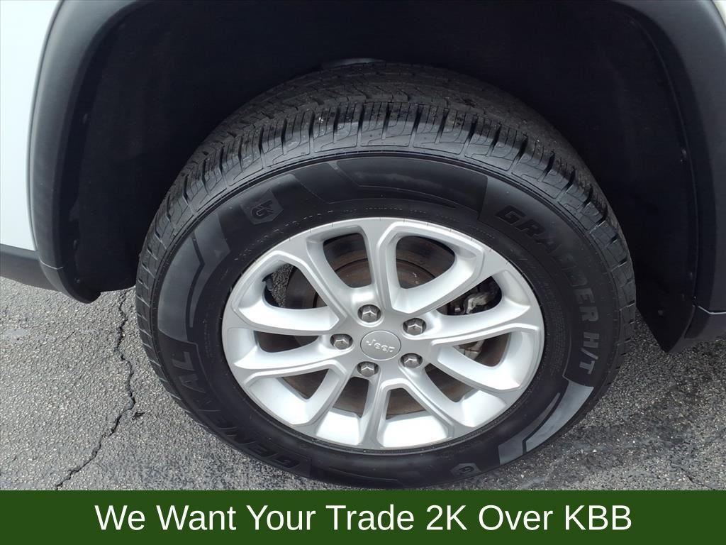 used 2022 Jeep Grand Cherokee WK car, priced at $25,590