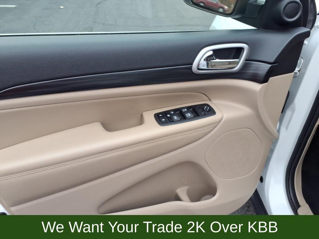 used 2022 Jeep Grand Cherokee WK car, priced at $25,590