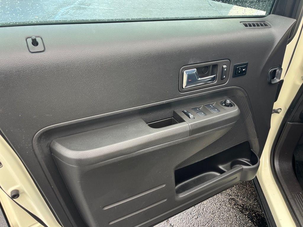 used 2007 Ford Edge car, priced at $5,500