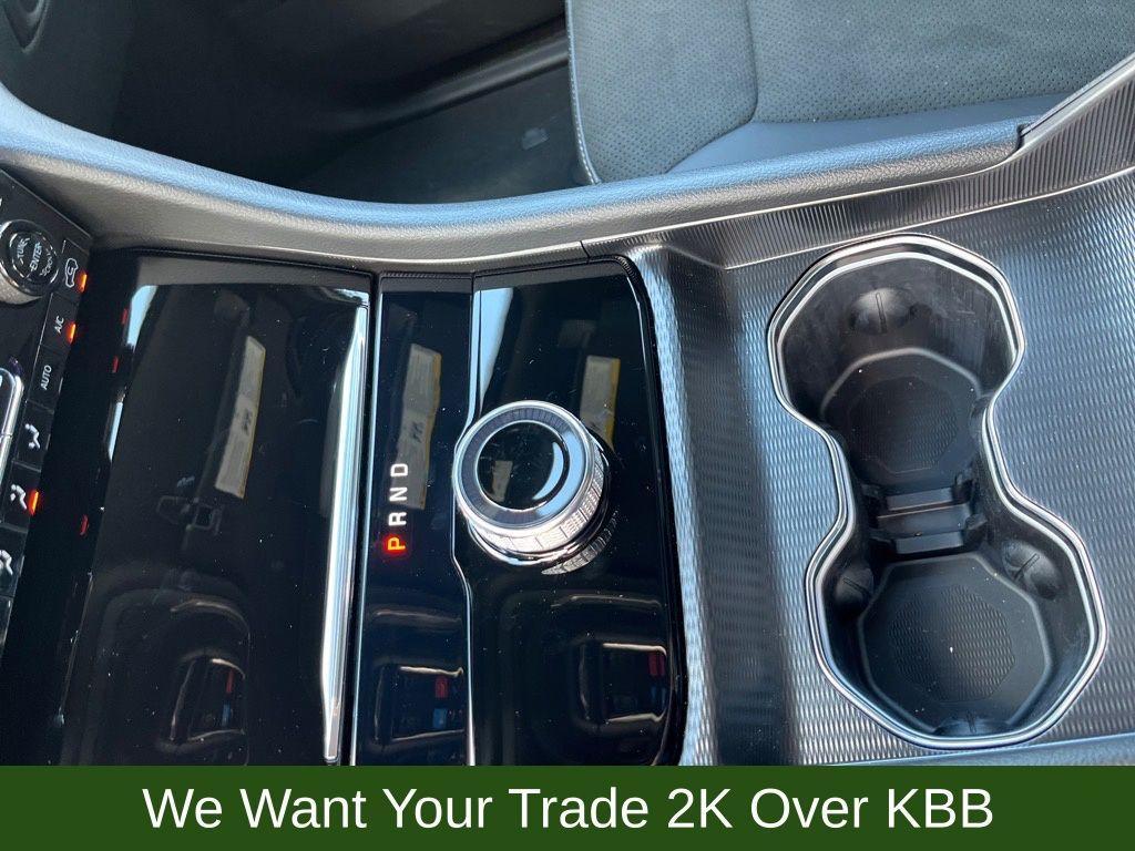 new 2025 Jeep Grand Cherokee L car, priced at $39,811