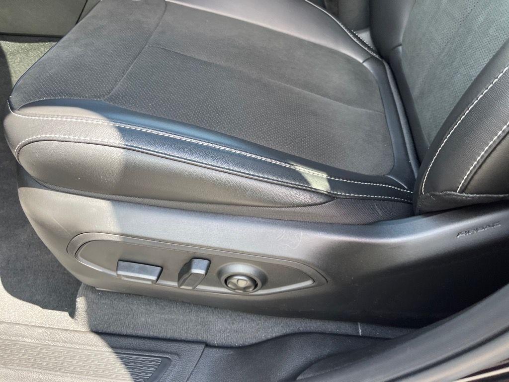 new 2025 Jeep Grand Cherokee L car, priced at $46,311