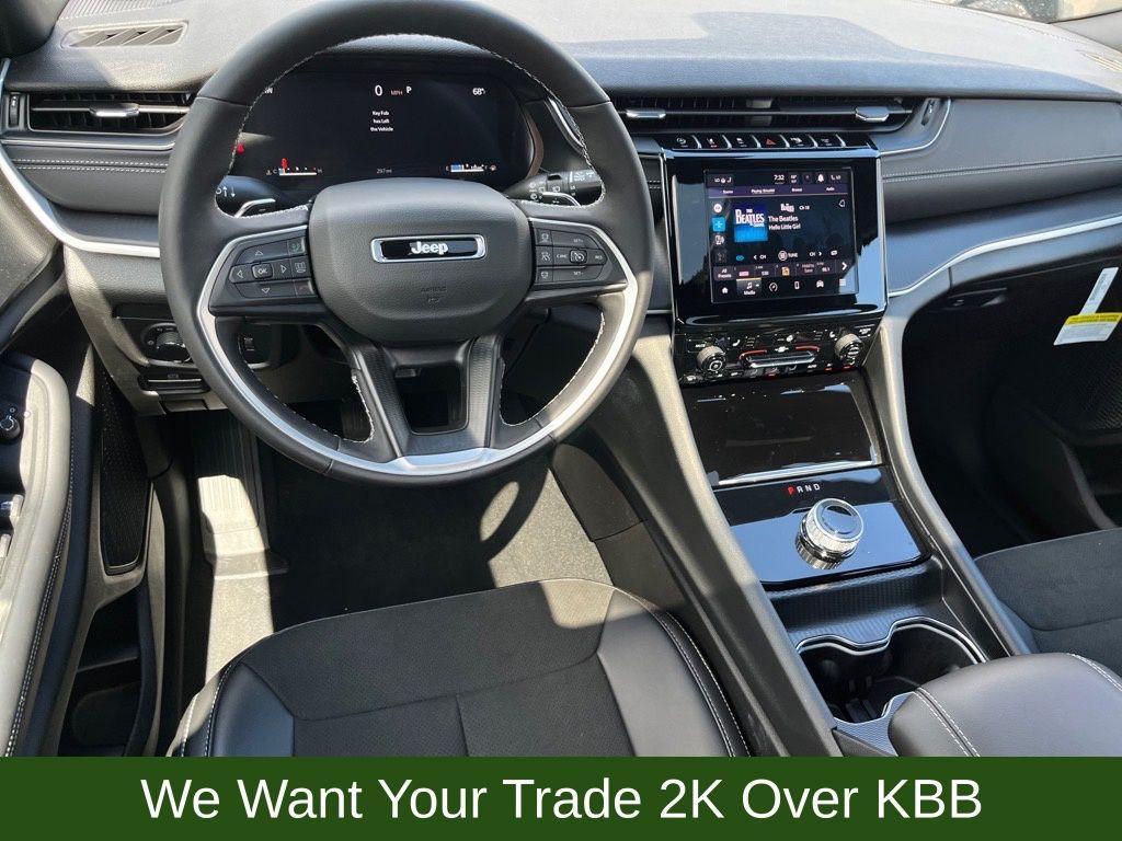 new 2025 Jeep Grand Cherokee L car, priced at $39,811